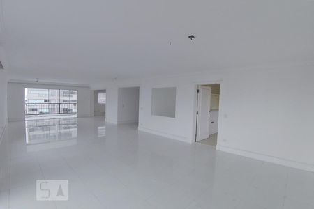 Apartamento para alugar com 380m², 3 quartos e 5 vagasSala