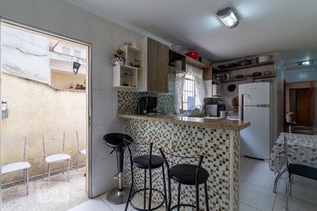 Casa à venda com 150m², 2 quartos e 2 vagasCozinha