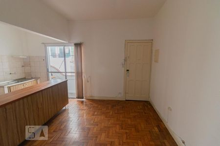 Sala de apartamento para alugar com 1 quarto, 80m² em Jardim São Paulo, São Paulo