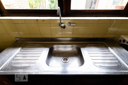 Casa à venda com 130m², 2 quartos e 2 vagasCopa/Cozinha