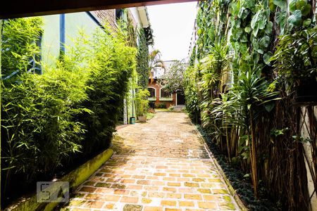 Casa à venda com 130m², 2 quartos e 2 vagasQuintal