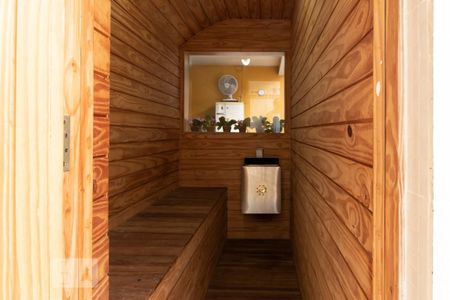 Casa à venda com 350m², 4 quartos e 3 vagas Casa à venda com 350m², 4 quartos e 3 vagasSauna