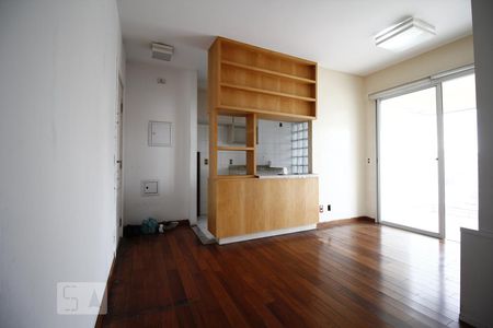 Sala de apartamento para alugar com 2 quartos, 50m² em Liberdade, São Paulo