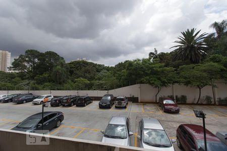 Vista de apartamento à venda com 3 quartos, 68m² em Vila Ema, São Paulo