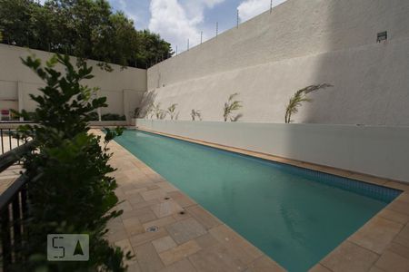 Apartamento à venda com 68m², 3 quartos e 1 vagaÁrea comum - Piscina