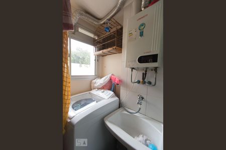 Apartamento à venda com 68m², 3 quartos e 1 vagaÁrea de Serviço