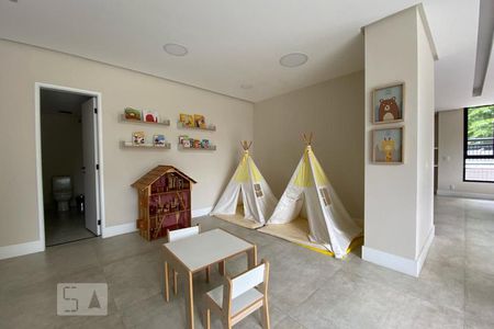 Apartamento à venda com 127m², 3 quartos e 2 vagas Apartamento à venda com 127m², 3 quartos e 2 vagasBrinquedoteca