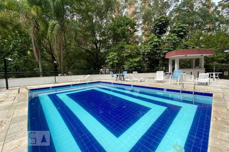 Apartamento à venda com 127m², 3 quartos e 2 vagas Apartamento à venda com 127m², 3 quartos e 2 vagasÁrea comum - Piscina
