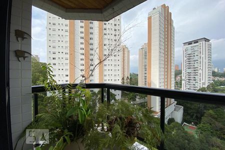 Apartamento à venda com 127m², 3 quartos e 2 vagas Apartamento à venda com 127m², 3 quartos e 2 vagasVaranda