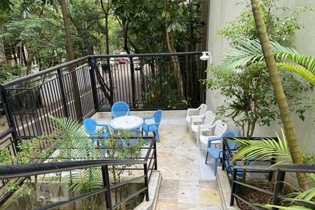 Apartamento à venda com 127m², 3 quartos e 2 vagas Apartamento à venda com 127m², 3 quartos e 2 vagasÁrea comum - Churrasqueira