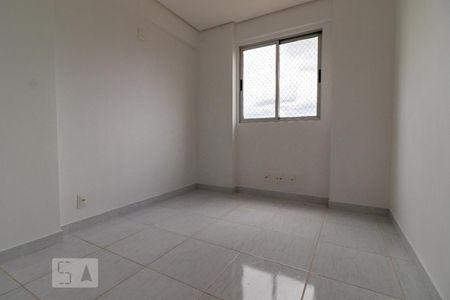Quarto 1 de apartamento para alugar com 2 quartos, 55m² em Samambaia Sul (samambaia), Brasília