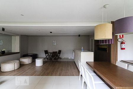 Apartamento para alugar com 33m², 1 quarto e sem vagaÁrea comum - Salão de festas