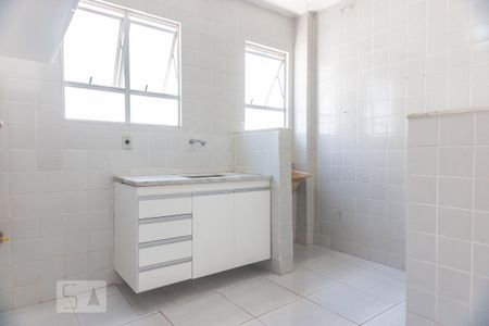 Cozinha de apartamento à venda com 3 quartos, 62m² em Buritis, Belo Horizonte
