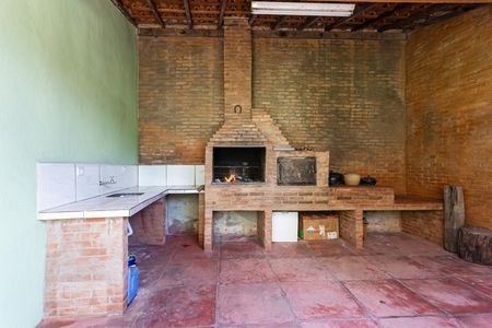 Casa à venda com 303m², 3 quartos e 2 vagasChurrasqueira