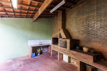 Casa à venda com 303m², 3 quartos e 2 vagasChurrasqueira