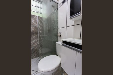 Casa à venda com 303m², 3 quartos e 2 vagasBanheiro 2