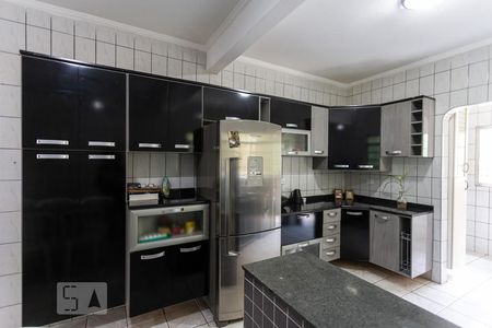 Casa à venda com 303m², 3 quartos e 2 vagasCozinha