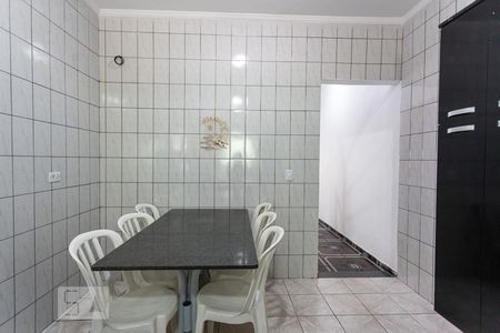Casa à venda com 303m², 3 quartos e 2 vagasCozinha