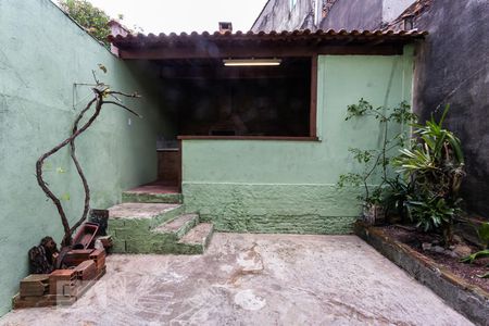 Casa à venda com 303m², 3 quartos e 2 vagasQuintal