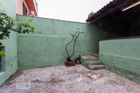 Casa à venda com 303m², 3 quartos e 2 vagasQuintal