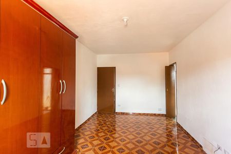 Casa à venda com 303m², 3 quartos e 2 vagasSuite