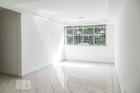 Sala de apartamento à venda com 3 quartos, 84m² em Santo Amaro, São Paulo