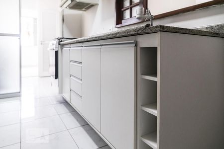 Apartamento à venda com 84m², 3 quartos e 1 vagaCozinha - Armários