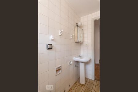 Apartamento para alugar com 45m², 1 quarto e sem vaga Apartamento para alugar com 45m², 1 quarto e sem vagaBanheiro