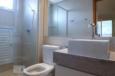 Banheiro da Suite de kitnet/studio para alugar com 1 quarto, 46m² em Setor Bueno, Goiânia