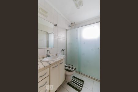 Apartamento à venda com 52m², 2 quartos e 2 vagas Apartamento à venda com 52m², 2 quartos e 2 vagasBanheiro