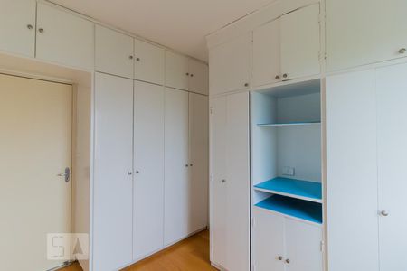 Apartamento à venda com 52m², 2 quartos e 2 vagas Apartamento à venda com 52m², 2 quartos e 2 vagasQuarto 1