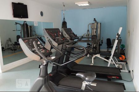 Casa de condomínio para alugar com 440m², 4 quartos e 6 vagas Casa de condomínio para alugar com 440m², 4 quartos e 6 vagasAcademia