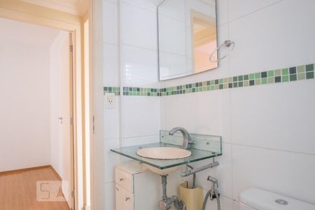 Banheiro de apartamento para alugar com 2 quartos, 49m² em Lauzane Paulista, São Paulo