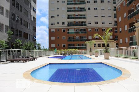 Apartamento à venda com 70m², 3 quartos e 2 vagasÁrea comum - Piscina