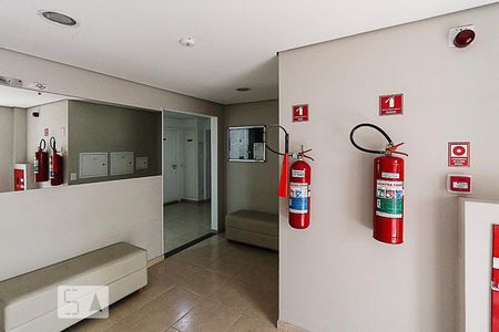 Apartamento à venda com 35m², 1 quarto e sem vagaÁrea comum - Hall de Entrada