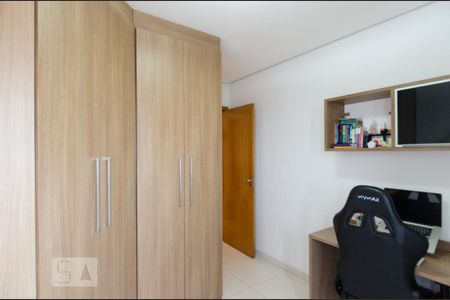Apartamento à venda com 84m², 3 quartos e 2 vagasQuarto 2