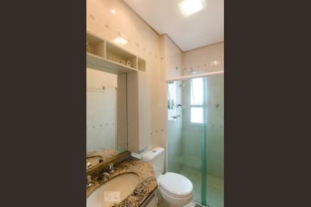 Apartamento à venda com 84m², 3 quartos e 2 vagasBanheiro da suíte