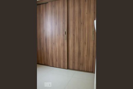 Quarto de apartamento à venda com 2 quartos, 69m² em Jardim Prudência, São Paulo