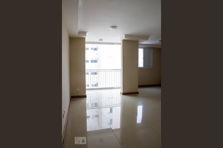 Apartamento à venda com 69m², 2 quartos e 1 vagaSacada