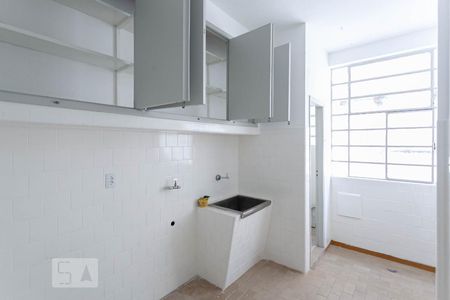 Apartamento para alugar com 150m², 3 quartos e 1 vagaÁrea de Serviço