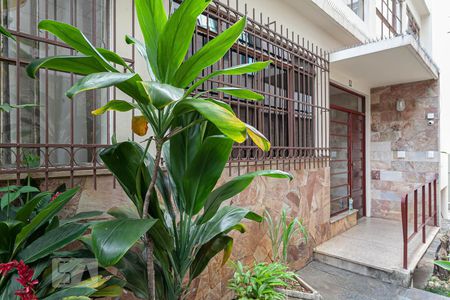 Apartamento à venda com 150m², 3 quartos e 1 vagaEntrada