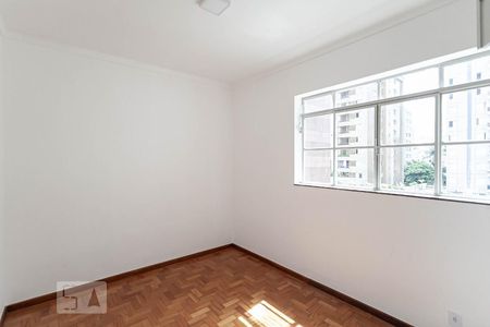 Apartamento à venda com 150m², 3 quartos e 1 vagaQuarto 2