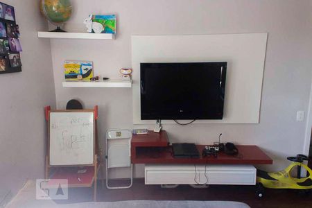 Apartamento à venda com 242m², 3 quartos e 4 vagas Apartamento à venda com 242m², 3 quartos e 4 vagasSuíte 1