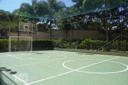 Apartamento à venda com 242m², 3 quartos e 4 vagas Apartamento à venda com 242m², 3 quartos e 4 vagasQuadra Esportiva