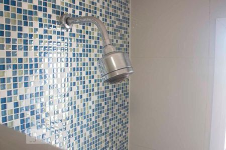 Apartamento à venda com 242m², 3 quartos e 4 vagas Apartamento à venda com 242m², 3 quartos e 4 vagasBanheiro da Suíte 2