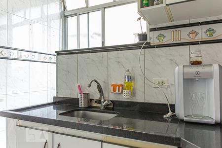 Apartamento à venda com 52m², 2 quartos e sem vagaCozinha