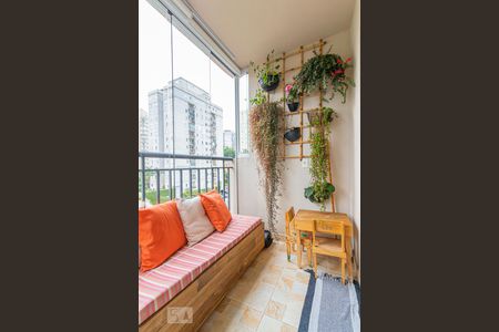 Varanda da Sala de apartamento para alugar com 3 quartos, 62m² em Jardim Celeste, São Paulo