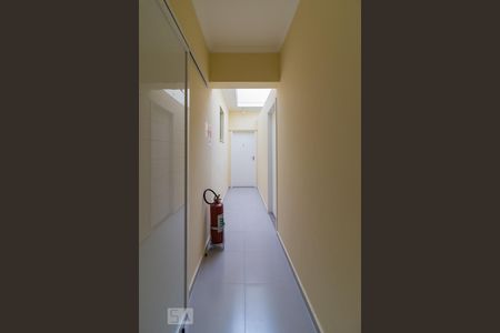 Studio para alugar com 34m², 1 quarto e sem vaga Studio para alugar com 34m², 1 quarto e sem vagaAcesso área de serviço