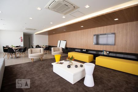 Apartamento à venda com 40m², 2 quartos e sem vaga Apartamento à venda com 40m², 2 quartos e sem vagaSalão de festas