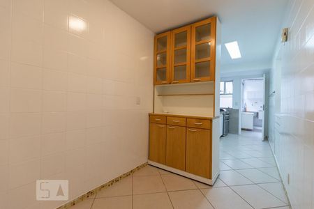 Apartamento à venda com 138m², 3 quartos e 2 vagasCozinha